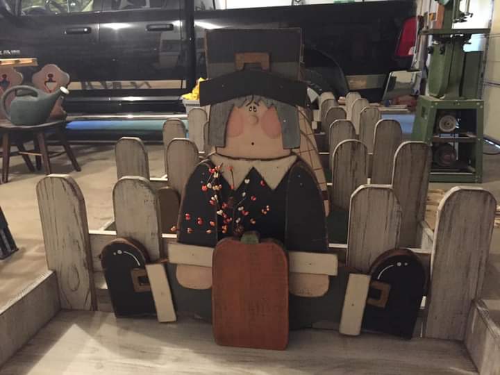 Wooden Fall decor